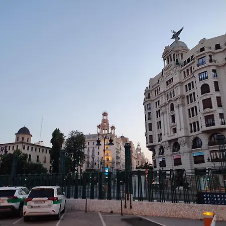 Turia Rooms Valencia - Urban Centric At Bruno Apartments Coliving Homestay